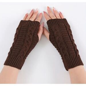 Women’s Cable Knit Fingerless Gloves Brown One Size